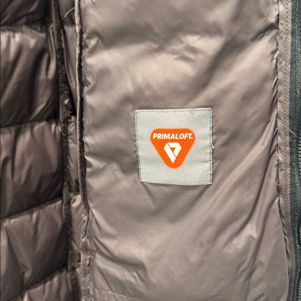 Bernardo Black Puffer Coat size small - Picture 11 of 17